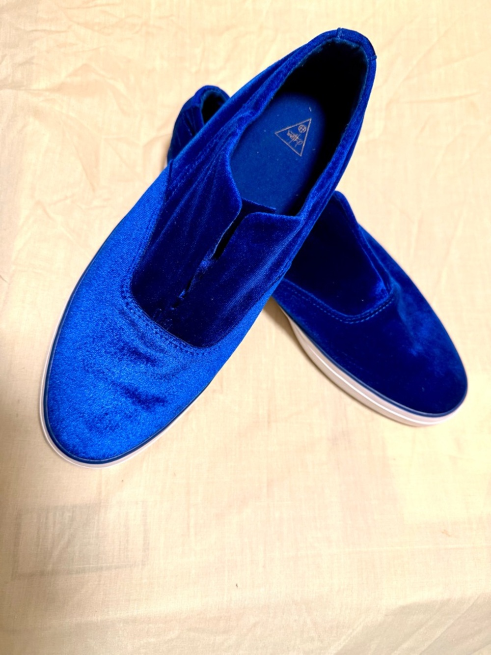HUF Dylan Rieder Slip On Bright Blue Velvet Gravis Skate Shoes Men’s Size 10
